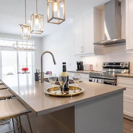 דירות Luxury Niagara 3 Bdr Townhouse /Garage מראה חיצוני תמונה