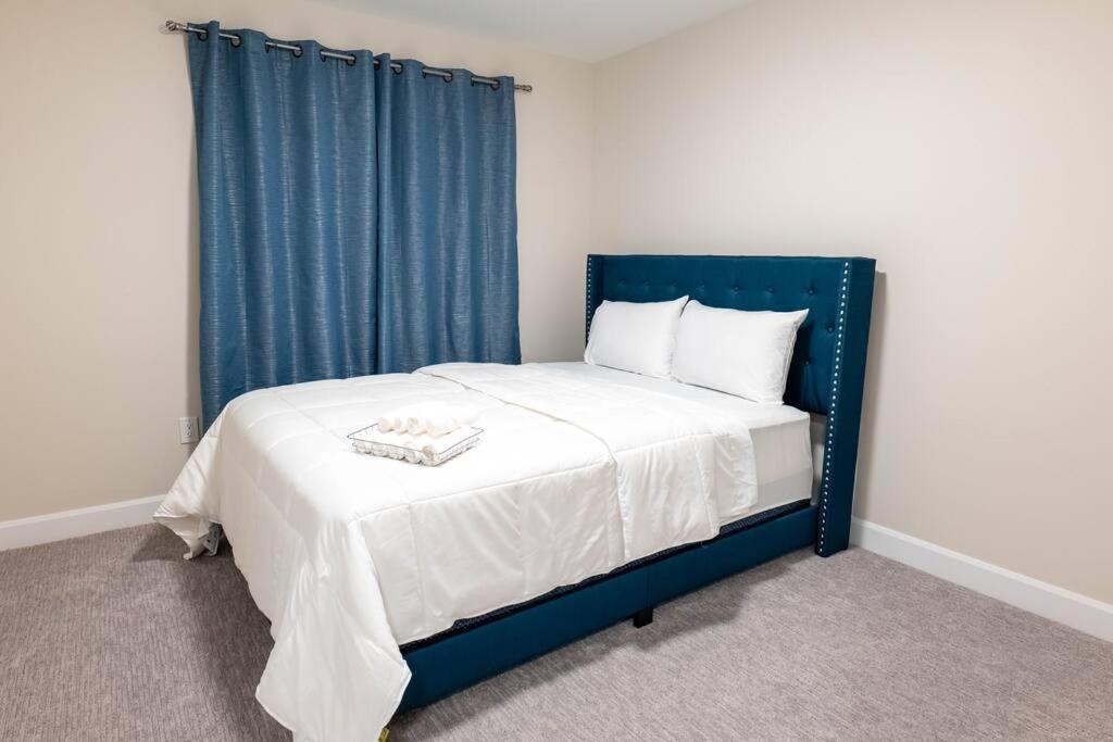 דירות Luxury Niagara 3 Bdr Townhouse /Garage מראה חיצוני תמונה